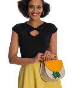 Banned Be Free Jersey Top -ROCKABILLY TOPS Shop 06 30 TP10432BLK 0967 300x