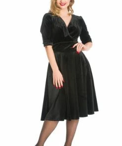 Banned Date Night Fit & Flare Dress 19 Banned Date Night Fit & Flare Dress -ROCKABILLY TOPS Shop Date Night Fit Flare Dress Banned 5 300x