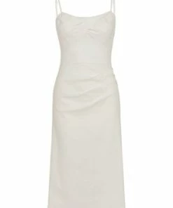 Voodoo Vixen Davina White Wiggle Dress -ROCKABILLY TOPS Shop Davina White Wiggle Dress Voodoo Vixen 4 300x