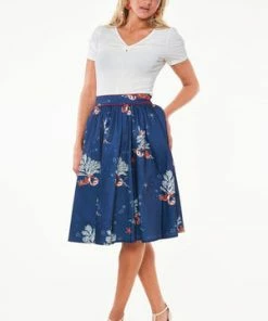 Voodoo Vixen Knit V-neck Top With Bow Detail At Sleeve 10 Voodoo Vixen Knit V-neck Top With Bow Detail At Sleeve -ROCKABILLY TOPS Shop Knit V neck Top With Bow Detail At Sleeve Voodoo Vixen 4 300x