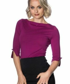 Banned Oonagh Basic Top -ROCKABILLY TOPS Shop Oonagh Basic Top Banned 3 04de1485 1c1f 491c b126 dbd0de5229e1 300x