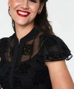 Voodoo Vixen Beza Black Floral Blouse -ROCKABILLY TOPS Shop beza black floral blouse tpa 2266 04.951 300x