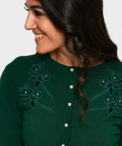 Voodoo Vixen Bonita Velvet Floral Applique With Pearl Detail Cardigan 11 Voodoo Vixen Bonita Velvet Floral Applique With Pearl Detail Cardigan -ROCKABILLY TOPS Shop caa 3300 bi 02 300x