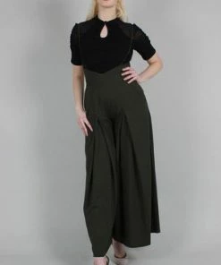 Voodoo Vixen Camden Soft To Touch Blouse 19 Voodoo Vixen Camden Soft To Touch Blouse -ROCKABILLY TOPS Shop camden soft to touch blouse voodoo vixen 4 327556a9 45b3 4e07 ba02 dd450ded284c 300x