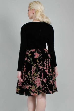 Voodoo Vixen Cheryl Velvet Dress With Chiffon Rose Flocking 4 Voodoo Vixen Cheryl Velvet Dress With Chiffon Rose Flocking - Image 2