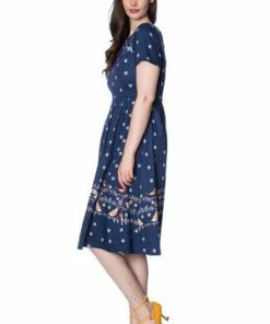 Banned Christmas Bird Dress -ROCKABILLY TOPS Shop christmas bird dress banned 4 300x