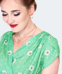 Voodoo Vixen Daisy Polka Dot Flare Dress 11 Voodoo Vixen Daisy Polka Dot Flare Dress -ROCKABILLY TOPS Shop daisy polka dot dra 9518 04.1484 300x