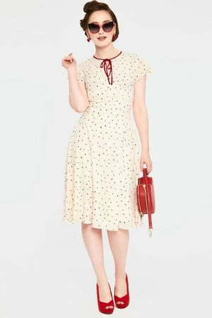 Voodoo Vixen Candace Heart Print Flared Dress 5 Voodoo Vixen Candace Heart Print Flared Dress - Image 3