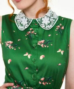 Voodoo Vixen Pinny Pine Button Down Dress With Lace Collar -ROCKABILLY TOPS Shop dra 9304 bi 03 300x