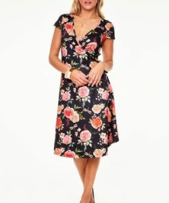 Voodoo Vixen Rosabeth Gypsy Tea Rose Flutter Collar Wrap Dress 9 Voodoo Vixen Rosabeth Gypsy Tea Rose Flutter Collar Wrap Dress -ROCKABILLY TOPS Shop dra 9326 bi 7814 300x