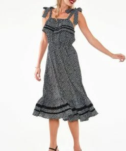 Voodoo Vixen Mae Long Floral Flare Dress With Velvet Trim 10 Voodoo Vixen Mae Long Floral Flare Dress With Velvet Trim -ROCKABILLY TOPS Shop dra 9329 bi 03 300x