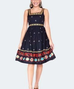 Voodoo Vixen Fearne Fiesta Print Flared Dress -ROCKABILLY TOPS Shop fearne fiesta print flared dress dra 8681 03.1321 300x