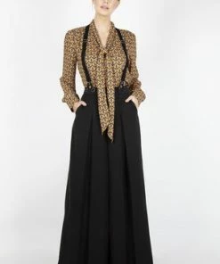 Voodoo Vixen Gabby Crepe Long Sleeve Bow Top -ROCKABILLY TOPS Shop gabby crepe long sleeve bow top voodoo vixen 3 300x