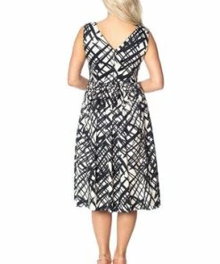 Banned Handsketch Fit & Flare 6 Banned Handsketch Fit & Flare -ROCKABILLY TOPS Shop handsketch fit flare banned 2 300x