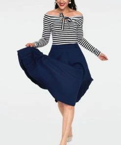 Voodoo Vixen Houdini Black And White Striped Cosy Boatneck Top 9 Voodoo Vixen Houdini Black And White Striped Cosy Boatneck Top -ROCKABILLY TOPS Shop houdini black and white striped cosy boatneck top tpa 2265 02.951 300x