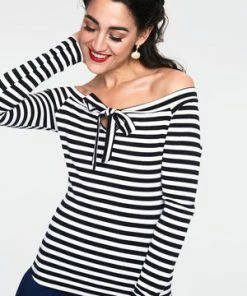 Voodoo Vixen Houdini Black And White Striped Cosy Boatneck Top 10 Voodoo Vixen Houdini Black And White Striped Cosy Boatneck Top -ROCKABILLY TOPS Shop houdini black and white striped cosy boatneck top tpa 2265 04.951 300x