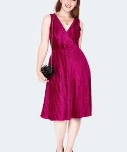 Voodoo Vixen Irene Velvet Midi Dress -ROCKABILLY TOPS Shop irene velvet midi dress dra 8379 mag 01.1463 9ece7e71 08e0 401d 81be c4e5d10f2727 300x