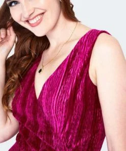 Voodoo Vixen Irene Velvet Midi Dress -ROCKABILLY TOPS Shop irene velvet midi dress dra 8379 mag 04.1463 9cb76730 bbc3 4951 b91d 59f99ad39485 300x