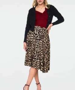 Voodoo Vixen Jazmine 1940s Heart Knit Cardigan -ROCKABILLY TOPS Shop jazmine 1940s black heart knit cardigan caa 3506 04.1019 300x