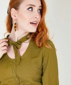 Voodoo Vixen Katherine 40s Style Green Blouse -ROCKABILLY TOPS Shop katherine 40s style green blouse tpa 1914 grn 01.425 300x