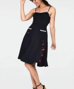 Voodoo Vixen Layla Cherry And Daisy Flared Dress -ROCKABILLY TOPS Shop layla cherry and daisy flared dress dra 8710 01.918 ac431d09 8a3e 42ef b1aa 573b14ccd36f 300x