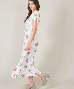 Voodoo Vixen Lilian V-neck Dress 13 Voodoo Vixen Lilian V-neck Dress -ROCKABILLY TOPS Shop lilian v neck dress voodoo vixen 3 300x