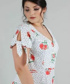 Voodoo Vixen Lilian V-neck Dress 17 Voodoo Vixen Lilian V-neck Dress -ROCKABILLY TOPS Shop lilian v neck dress voodoo vixen 7 300x