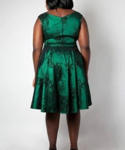 Voodoo Vixen Lily Green Taffeta Flared Dress 14 Voodoo Vixen Lily Green Taffeta Flared Dress -ROCKABILLY TOPS Shop lily green taffeta flared dress voodoo vixen 6 300x