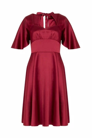 Voodoo Vixen Lisa Cape Dress 5 Voodoo Vixen Lisa Cape Dress - Image 3