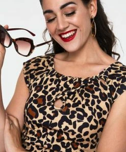 Voodoo Vixen Maddie Leopard Print Keyhole Top -ROCKABILLY TOPS Shop maddie leopard print keyhole top tpa 2456 02.1064 300x