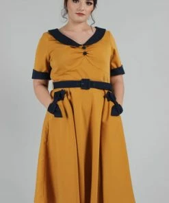 Voodoo Vixen Maryann Dress With Short Sleeves 14 Voodoo Vixen Maryann Dress With Short Sleeves -ROCKABILLY TOPS Shop maryann dress with short sleeves voodoo vixen 5 300x