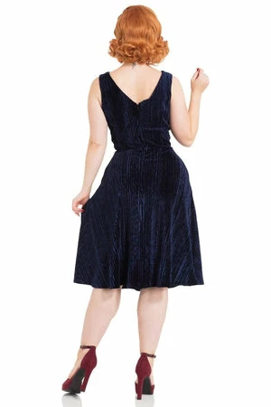 Voodoo Vixen Millicent Velvet Midi Dress 4 Voodoo Vixen Millicent Velvet Midi Dress - Image 2