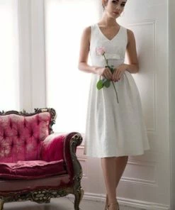 Voodoo Vixen Monroe White Bridal Dress 16 Voodoo Vixen Monroe White Bridal Dress -ROCKABILLY TOPS Shop monroe white bridal dress voodoo vixen 7 300x