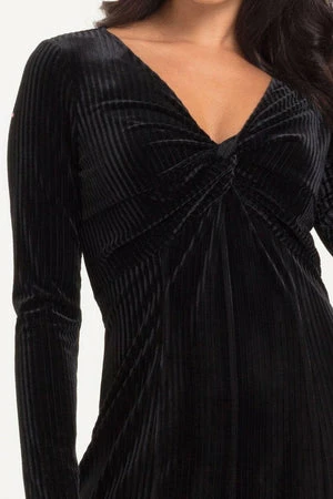 Voodoo Vixen Morticia Black Gown 6 Voodoo Vixen Morticia Black Gown - Image 4