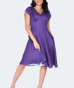 Voodoo Vixen Retro Polka Dot Dress 19 Voodoo Vixen Retro Polka Dot Dress -ROCKABILLY TOPS Shop purple polka dot dress dra 9537 02.1379 300x