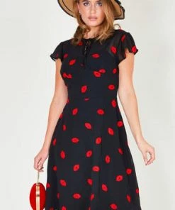 Voodoo Vixen Valerie Kiss Tea Dress